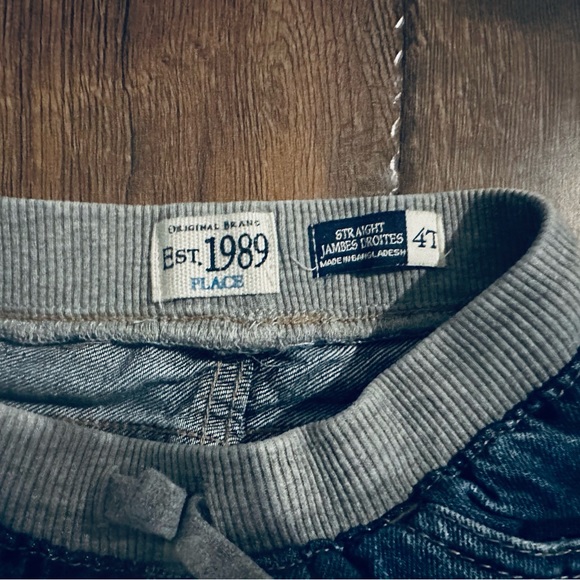 Boys 4T jeans - Picture 3 of 3